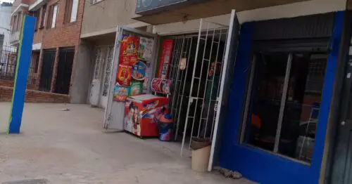 TIENDA Y MISCELANEA MANOLO BOGOTÁ TIENDA Y MISCELANEA MANOLO BOGOTÁ